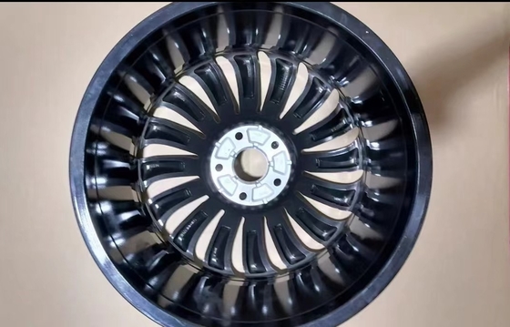 40*72*37mm 銀色のエネルギー車両用ラントホイールハブ