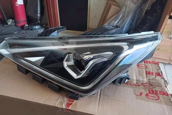 100% プロフェッショナルテスト 自動車のためのヘッドランプ組成 Chuanqi GE3 720001ADU0400
