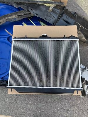 自動車ラジエータータンク グレートウォール ハヴァル H3 H5 H6 H8 H9 保証と性能