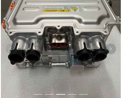EQEB-2123010 BYD シガール 充電・配送組 タバコの点火器 211*122*345mm