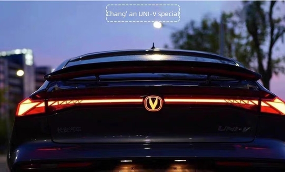 チャンタン大学からの輝くテールマーカーランプで チャンタン車の外装をアップグレード
