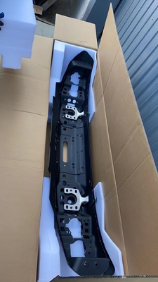 スタンダードサイズとオリジナルのオートパーツを備えたGreat Wall Auto Tank 300フロントバンパー